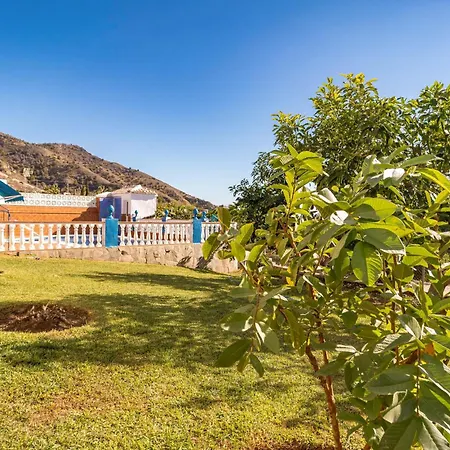 Lovely In With Wifi Holiday home